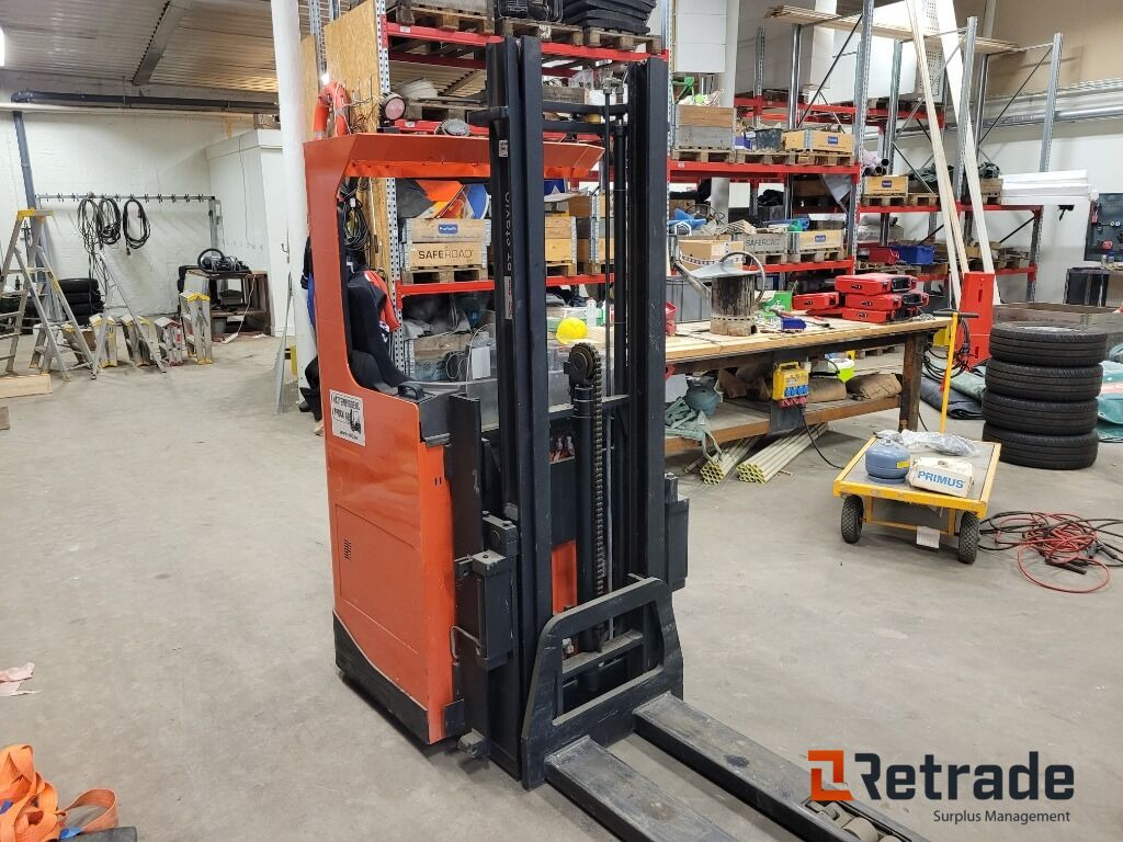 Gaffeltruck Sittstaplare BT SRE135L låga timmar - 2017 - Stacker: picture 2 Gaffeltruck Sittstaplare BT SRE135L låga timmar - 2017 - Stacker: picture 2