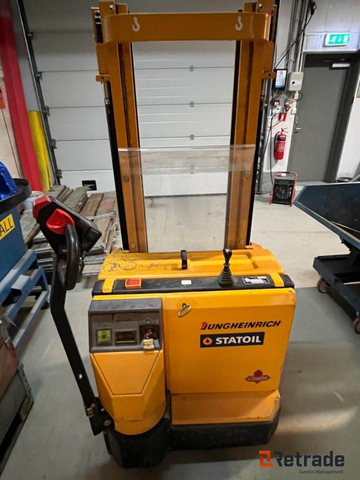 Jungheinrich pallestabler / Jungheinrich pallet stacker - Stacker: picture 1 Jungheinrich pallestabler / Jungheinrich pallet stacker - Stacker: picture 1