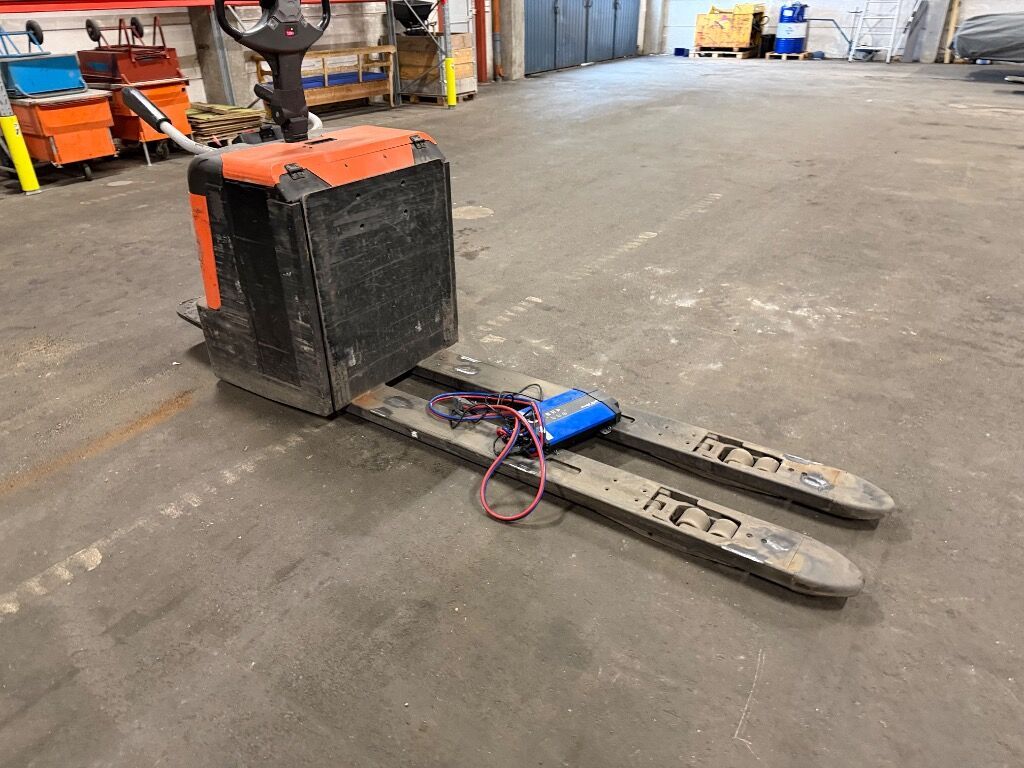 Låglyftare BT LPE200/8 - Pallet truck: picture 2 Låglyftare BT LPE200/8 - Pallet truck: picture 2