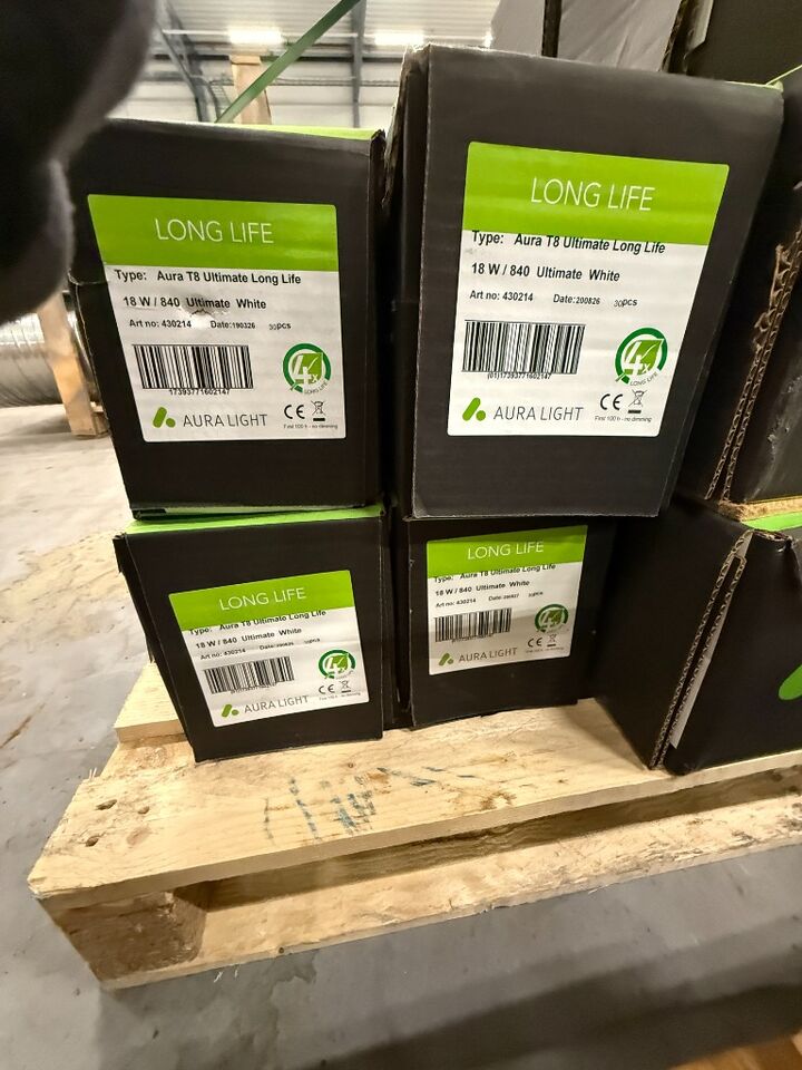 Lysarmaturer - Tool/ Equipment: picture 2 Lysarmaturer - Tool/ Equipment: picture 2