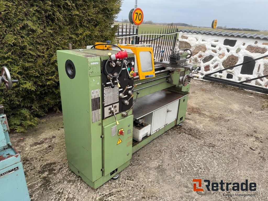 Metallsvarv INTOS S32/1000 - Metal lathe: picture 3 Metallsvarv INTOS S32/1000 - Metal lathe: picture 3