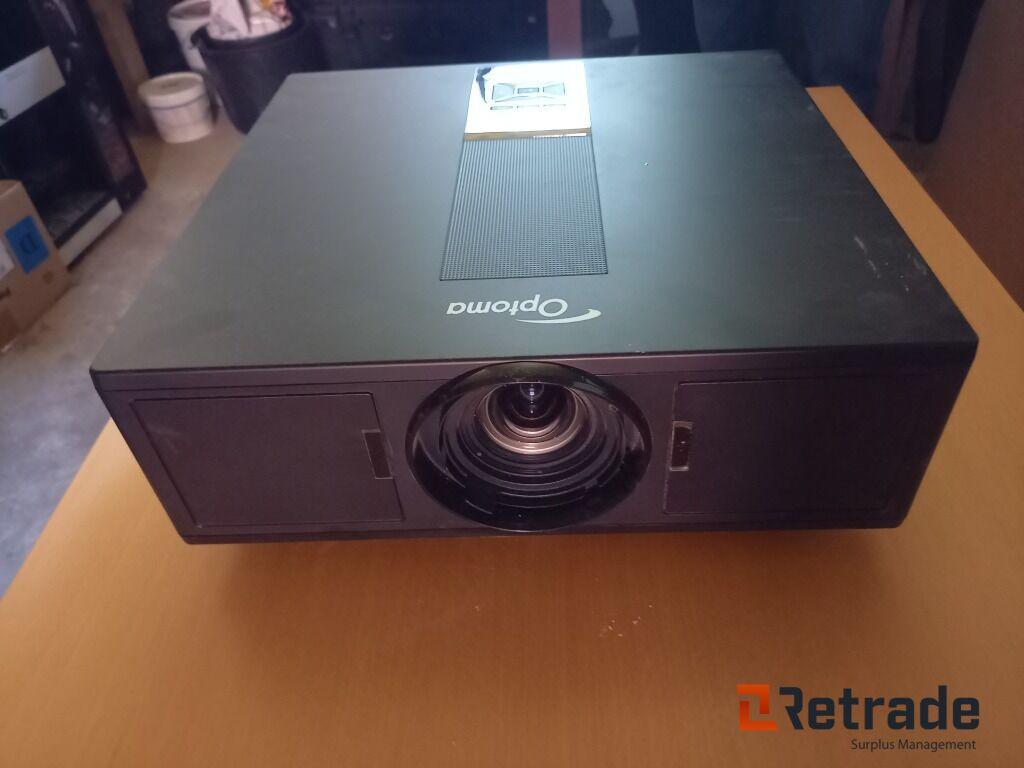 Panasonic Optoma Projector - Tool/ Equipment: picture 2 Panasonic Optoma Projector - Tool/ Equipment: picture 2