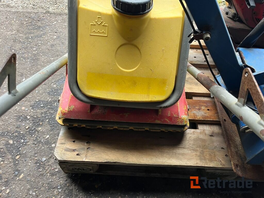 Pladevibrator Wacker/Neuson Plade vibrator - Construction equipment: picture 3 Pladevibrator Wacker/Neuson Plade vibrator - Construction equipment: picture 3