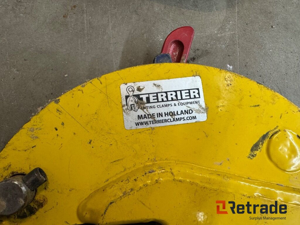 Plåtlyfthandskar för kranbil - Warehouse equipment: picture 4 Plåtlyfthandskar för kranbil - Warehouse equipment: picture 4