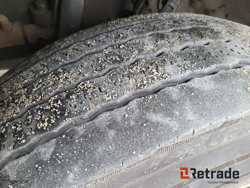 Box truck Skåpbil SCANIA P420LB6X2*4MNB - Euro 5: picture 12