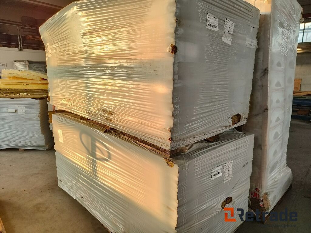 Tak isoalsjon 310m2, Techonicol Technoroof V60 - Tool/ Equipment: picture 3 Tak isoalsjon 310m2, Techonicol Technoroof V60 - Tool/ Equipment: picture 3