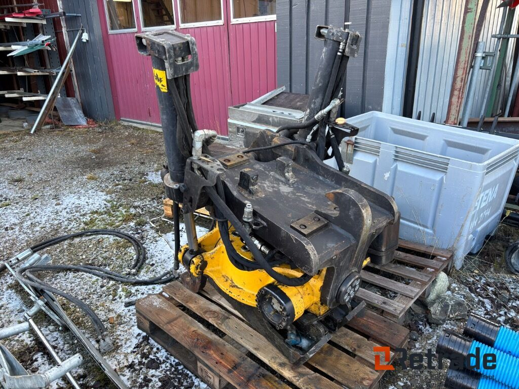 Tiltrotator Engcon EC233-S2-S2-SS9 - Construction equipment: picture 1 Tiltrotator Engcon EC233-S2-S2-SS9 - Construction equipment: picture 1