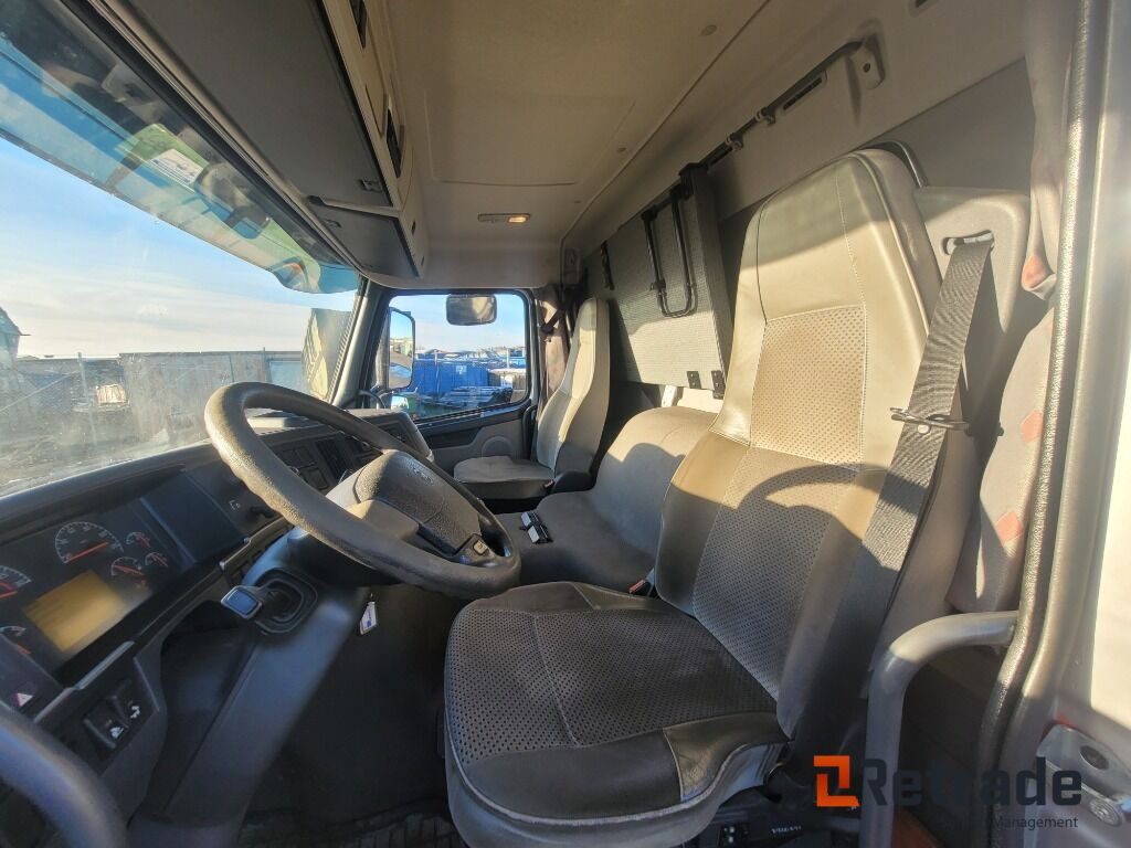 Tippbil Volvo FM12 4x2 420 med låga mil (Reservationspris uppnått!) - Tipper: picture 5 Tippbil Volvo FM12 4x2 420 med låga mil (Reservationspris uppnått!) - Tipper: picture 5