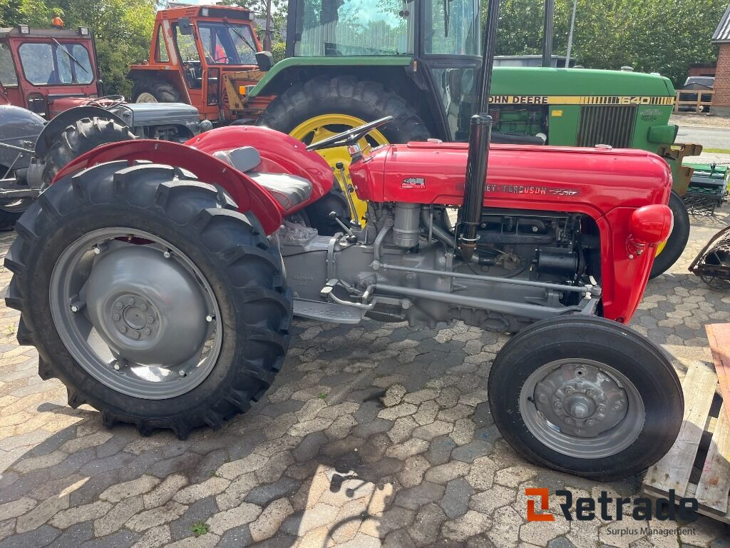 Traktor Massey Ferguson 35 - Farm tractor: picture 4 Traktor Massey Ferguson 35 - Farm tractor: picture 4