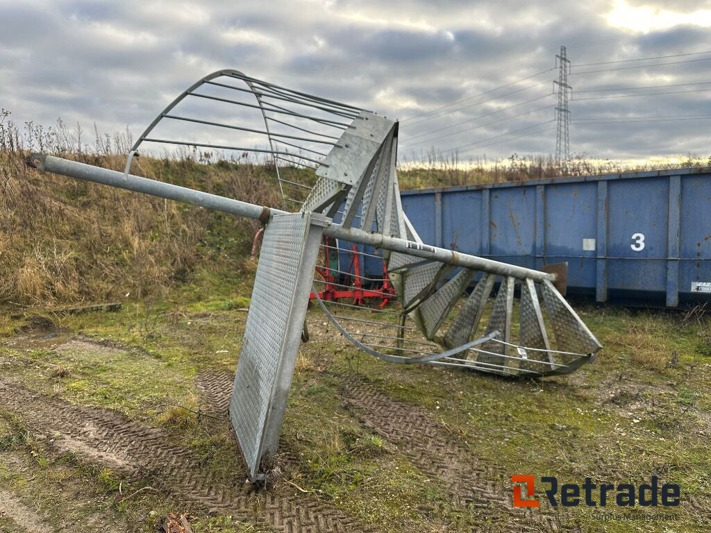 Trappe - Tool/ Equipment: picture 1 Trappe - Tool/ Equipment: picture 1