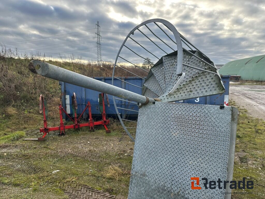 Trappe - Tool/ Equipment: picture 4 Trappe - Tool/ Equipment: picture 4