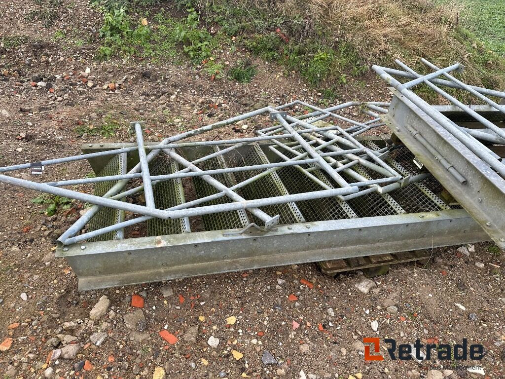 Trappe/ Stairs - Tool/ Equipment: picture 3 Trappe/ Stairs - Tool/ Equipment: picture 3