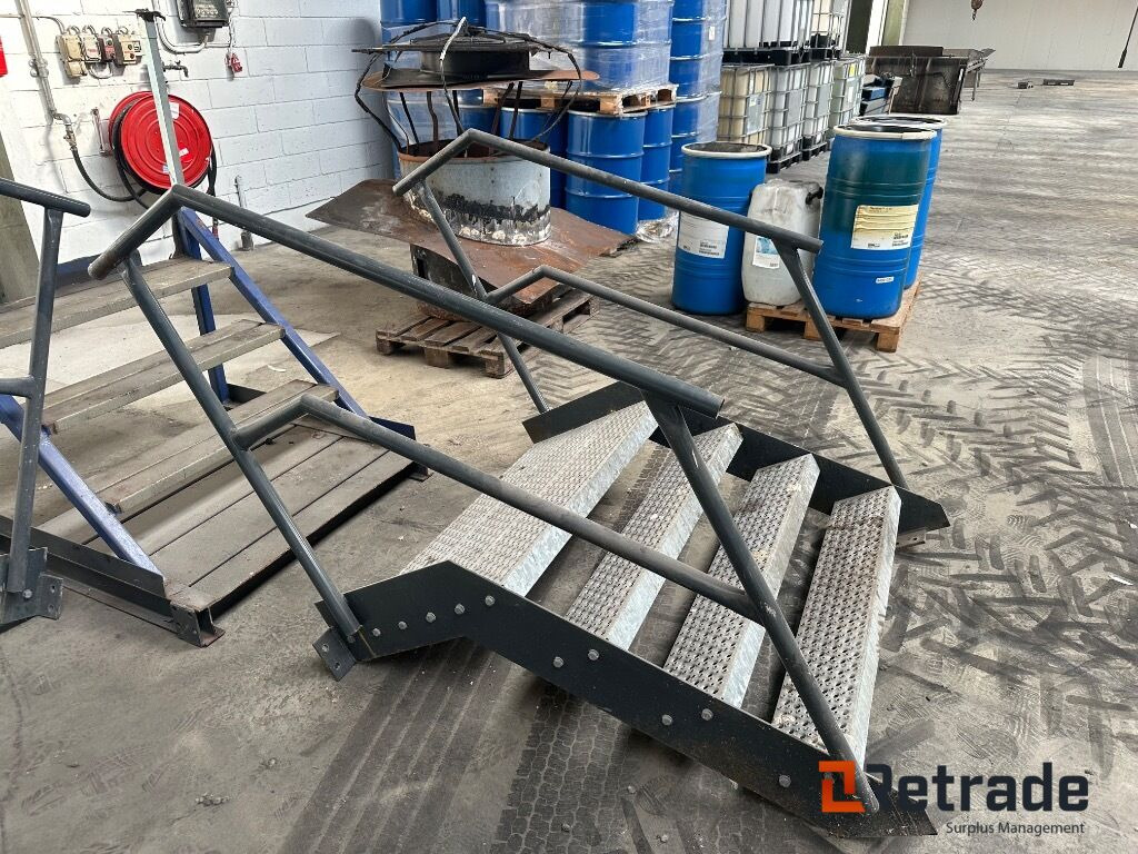 Trapper - Tool/ Equipment: picture 2 Trapper - Tool/ Equipment: picture 2