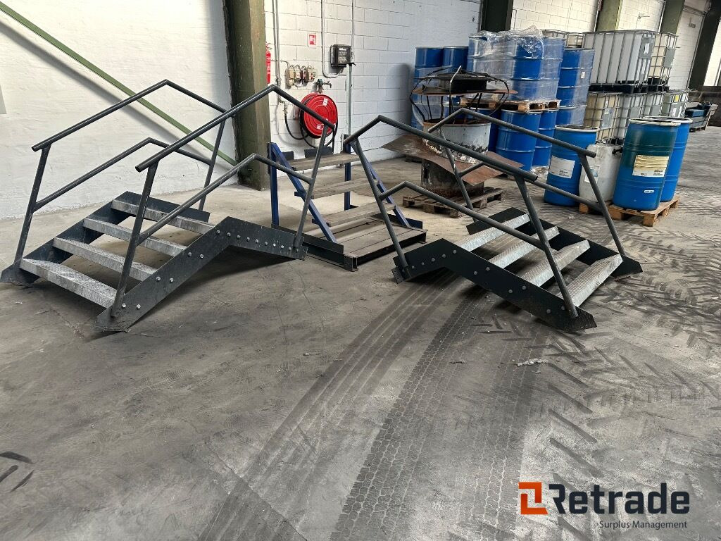 Trapper - Tool/ Equipment: picture 1 Trapper - Tool/ Equipment: picture 1