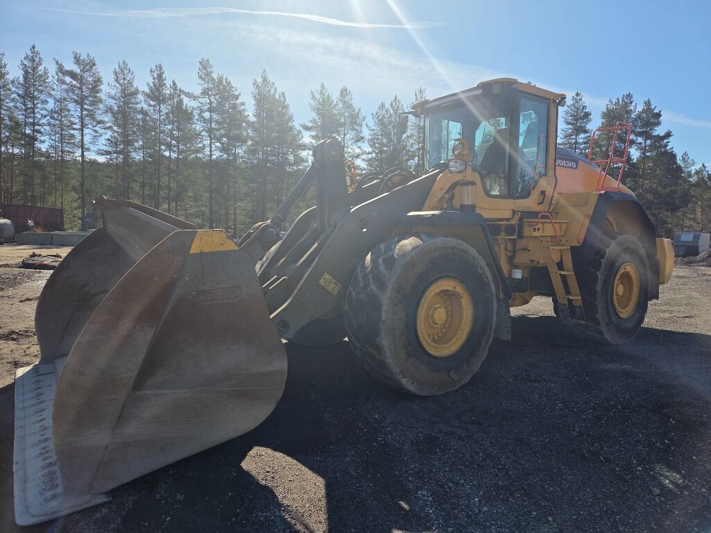 VOLVO L180H 2019 MOD VEKT SPAKSTYRING SKUFFE - Wheel loader: picture 1 VOLVO L180H 2019 MOD VEKT SPAKSTYRING SKUFFE - Wheel loader: picture 1