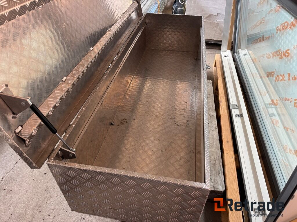 Verktygslåda aluminium - Construction equipment: picture 2 Verktygslåda aluminium - Construction equipment: picture 2