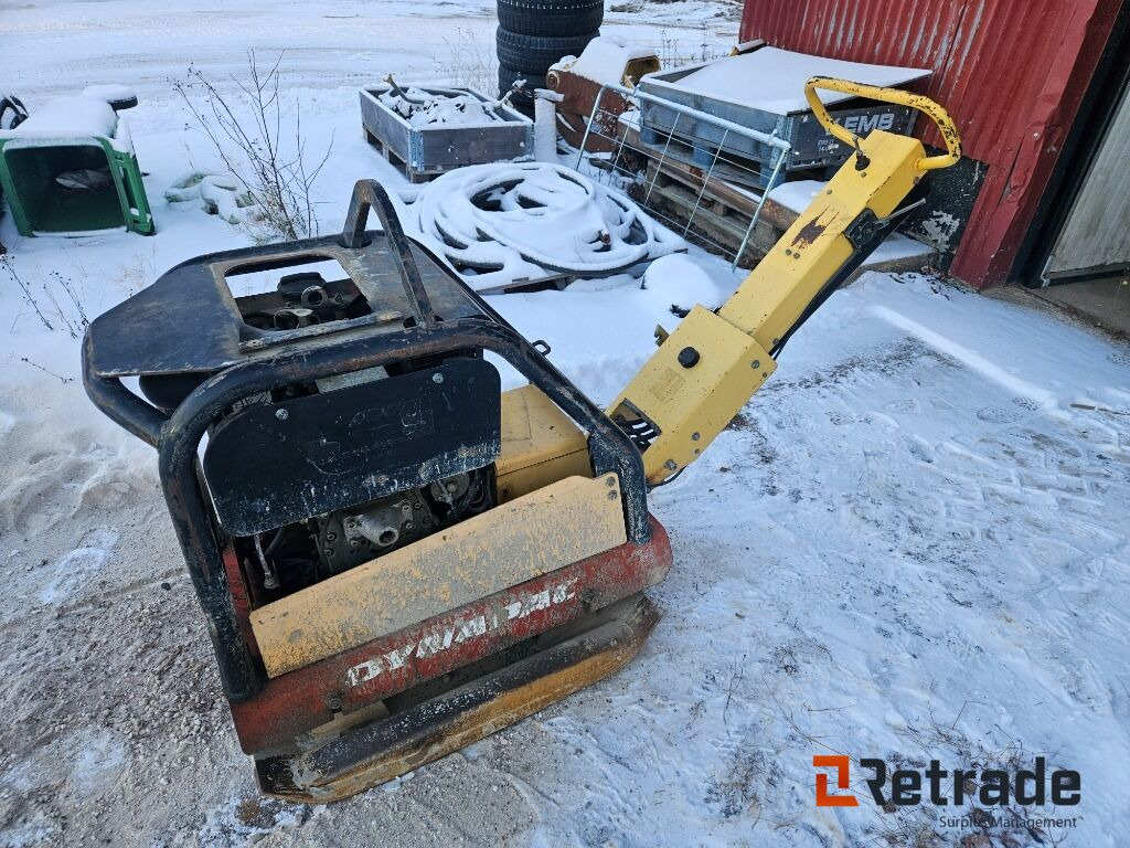 Vibroplatta Dynapac LG500 - Construction equipment: picture 1 Vibroplatta Dynapac LG500 - Construction equipment: picture 1
