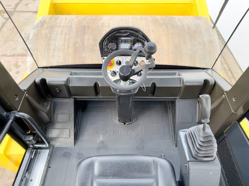 Roller Bomag BW226D-5CL - NEW / Cummins engine: picture 9