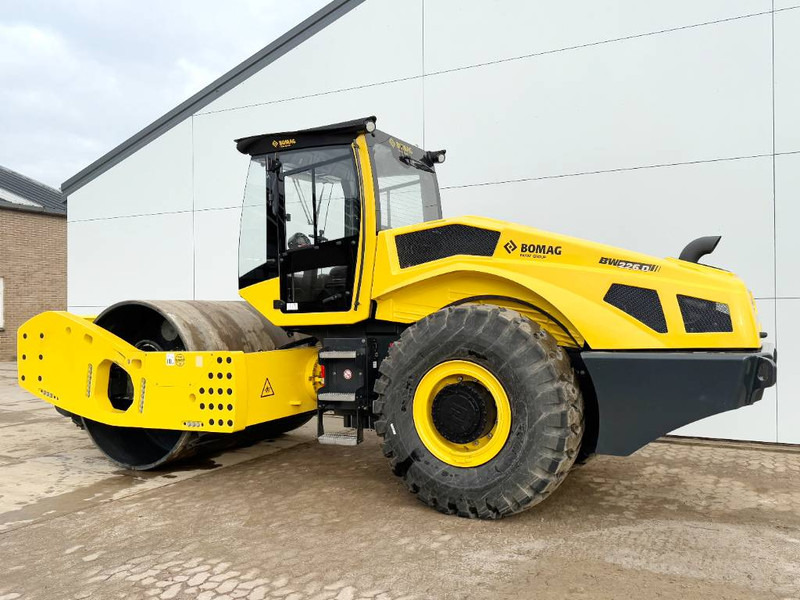 Bomag BW226D-5CL - NEW / Cummins engine - Roller: picture 3 Bomag BW226D-5CL - NEW / Cummins engine - Roller: picture 3
