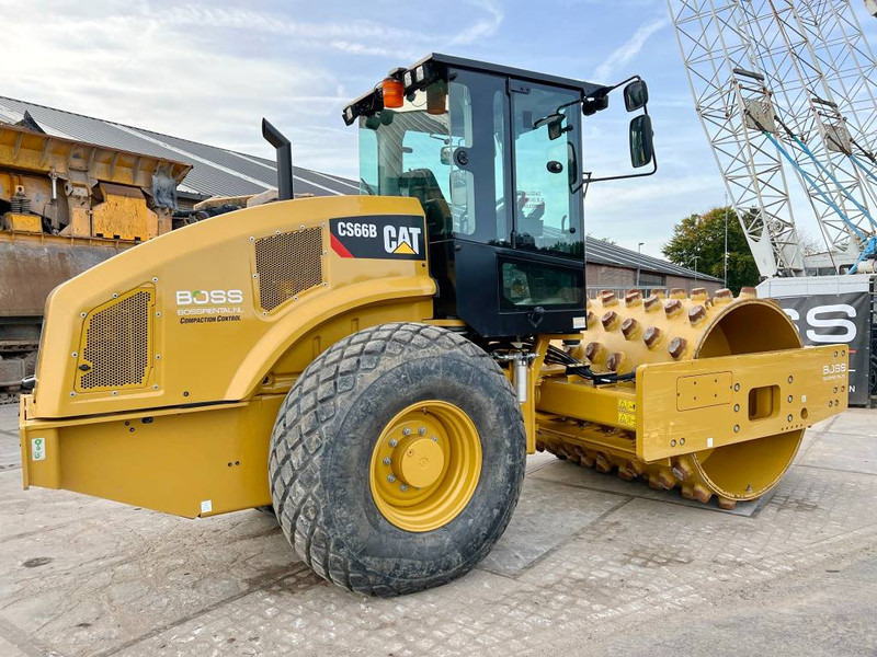 Cat CS66B - CE Certified / Low Hours / Padfoot - Roller: picture 5 Cat CS66B - CE Certified / Low Hours / Padfoot - Roller: picture 5