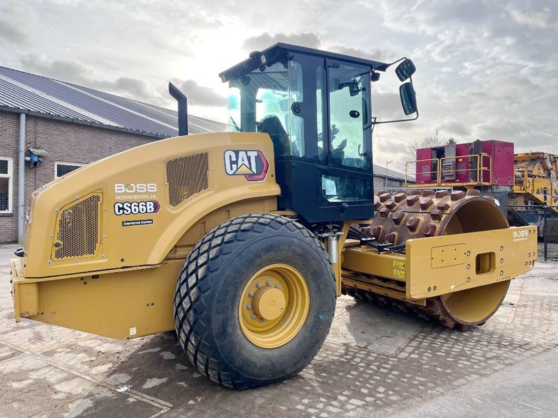 Cat CS66B - Excellent Condition / Low Hours / CE - Roller: picture 5 Cat CS66B - Excellent Condition / Low Hours / CE - Roller: picture 5