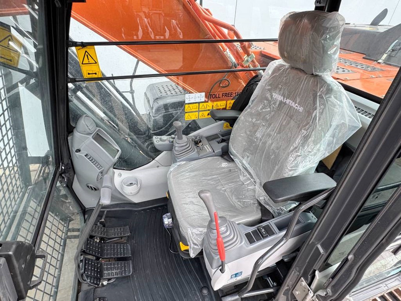 Crawler excavator Hitachi ZX370-LCH - Hammer Lines / Isuzu Engine: picture 8 Crawler excavator Hitachi ZX370-LCH - Hammer Lines / Isuzu Engine: picture 8