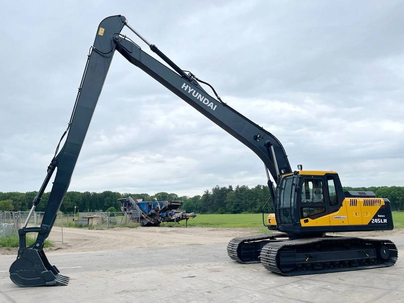 Hyundai R245LR - 16 meter Long Reach / New / Unused - Excavator: picture 1 Hyundai R245LR - 16 meter Long Reach / New / Unused - Excavator: picture 1