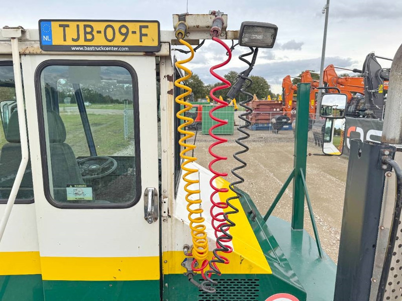 Terminal tractor Kalmar PT122 - Top Condition / Cummins Engine: picture 11