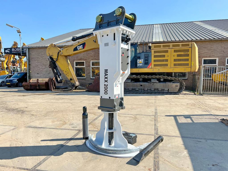 Maxx 2000 hammer (silent)- 18-26ton machine - Hydraulic hammer for Construction machinery: picture 4 Maxx 2000 hammer (silent)- 18-26ton machine - Hydraulic hammer for Construction machinery: picture 4
