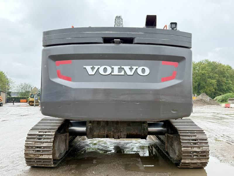 Volvo EC380EHR - Crawler excavator: picture 3 Volvo EC380EHR - Crawler excavator: picture 3