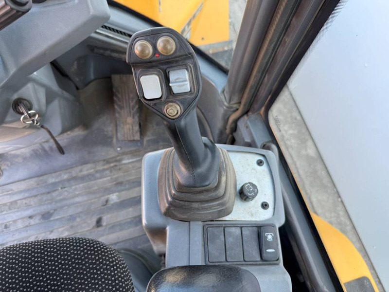 Wheel loader Volvo L30G - German Machine / 3rd Function: picture 10