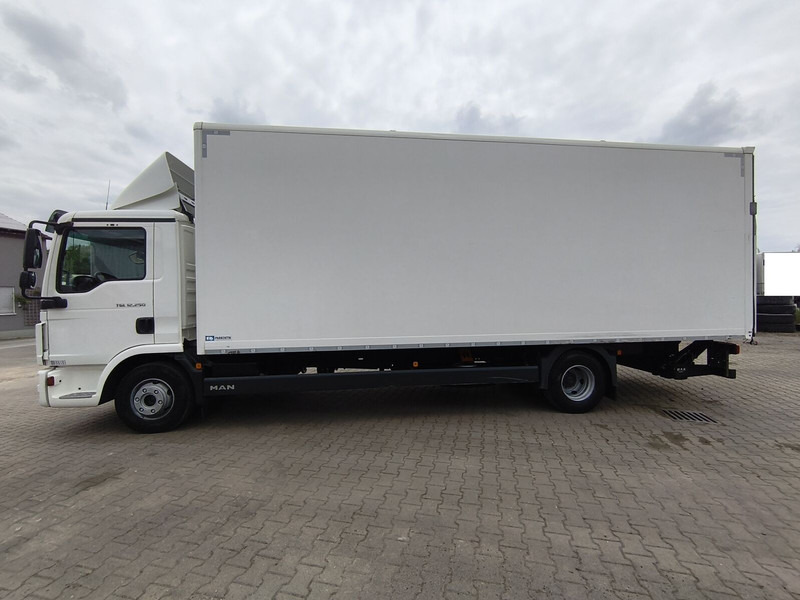 MAN TGL 12.250 - Box truck: picture 5 MAN TGL 12.250 - Box truck: picture 5