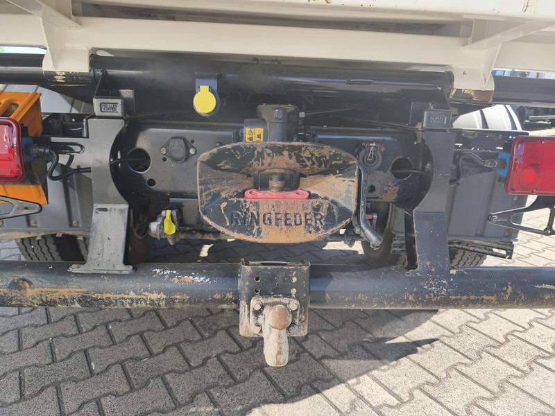 Tipper MAN TGL 8.180: picture 17