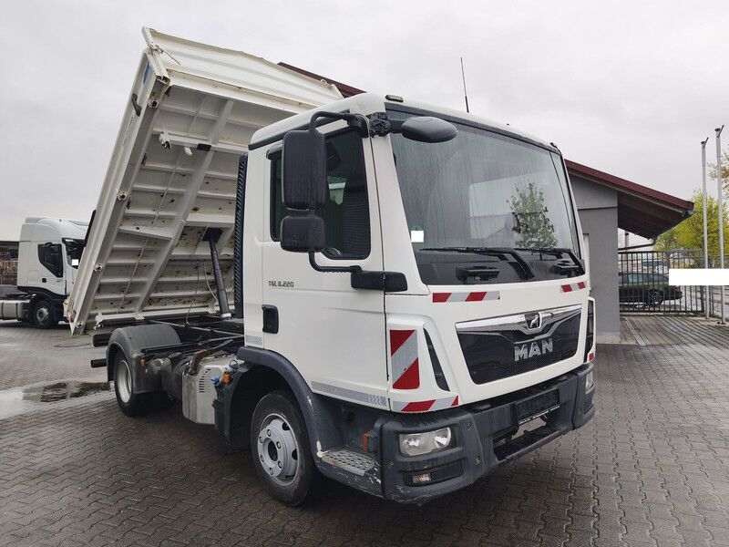 MAN TGL 8.220 - Tipper: picture 2 MAN TGL 8.220 - Tipper: picture 2