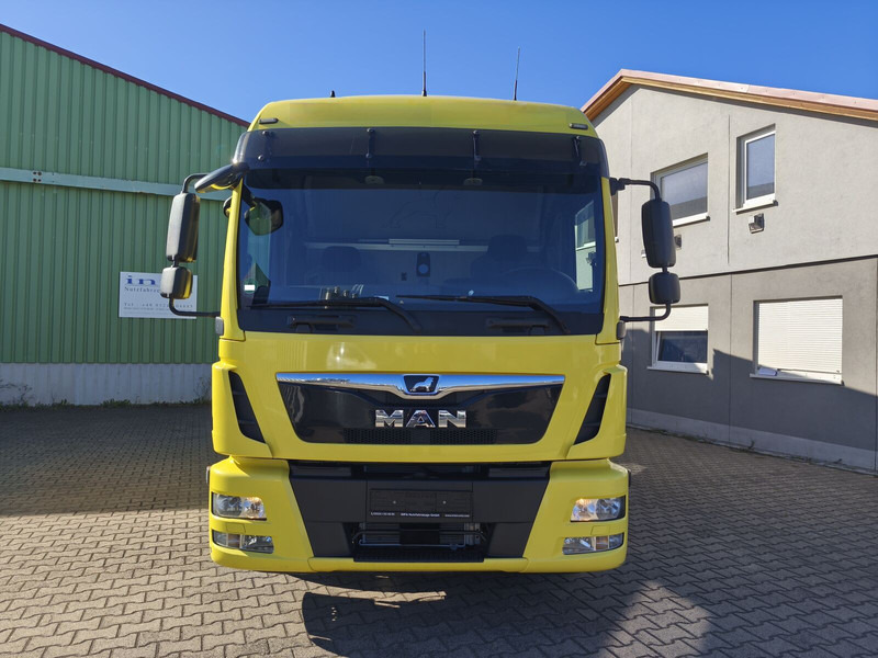 MAN TGL 8.220 - Box truck: picture 3 MAN TGL 8.220 - Box truck: picture 3