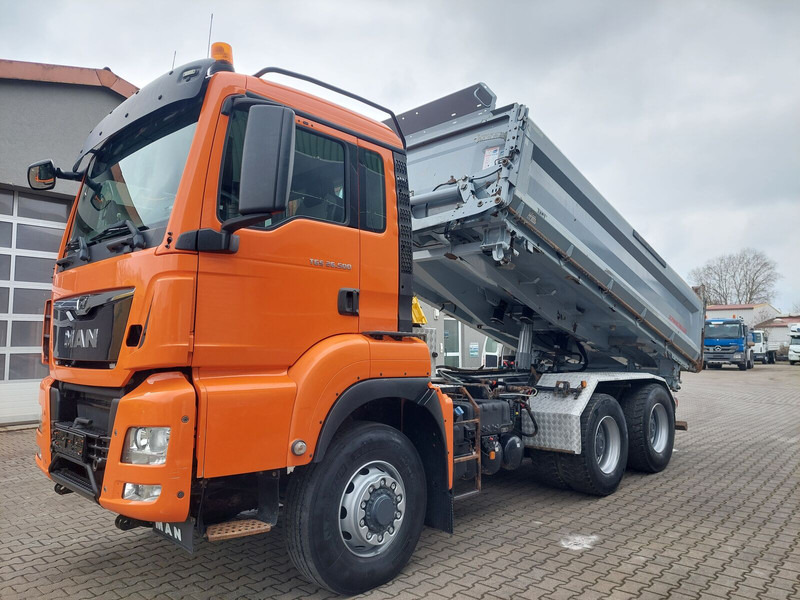 MAN TGS 26.500 Hydrodrive Schwarzmüller Wechselsystem SZM - Tipper: picture 2 MAN TGS 26.500 Hydrodrive Schwarzmüller Wechselsystem SZM - Tipper: picture 2