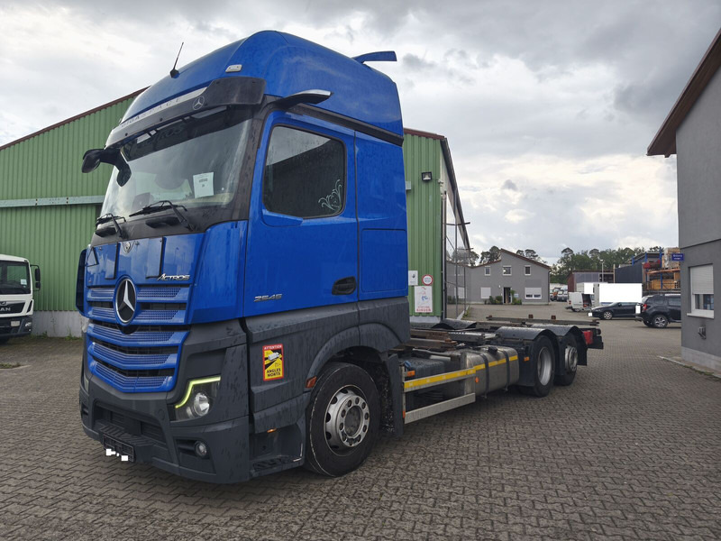 Mercedes-Benz Actros 2545 BDF - Cab chassis truck: picture 1 Mercedes-Benz Actros 2545 BDF - Cab chassis truck: picture 1