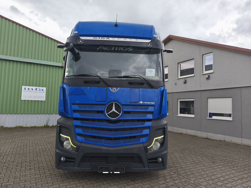Mercedes-Benz Actros 2545 BDF - Cab chassis truck: picture 3 Mercedes-Benz Actros 2545 BDF - Cab chassis truck: picture 3