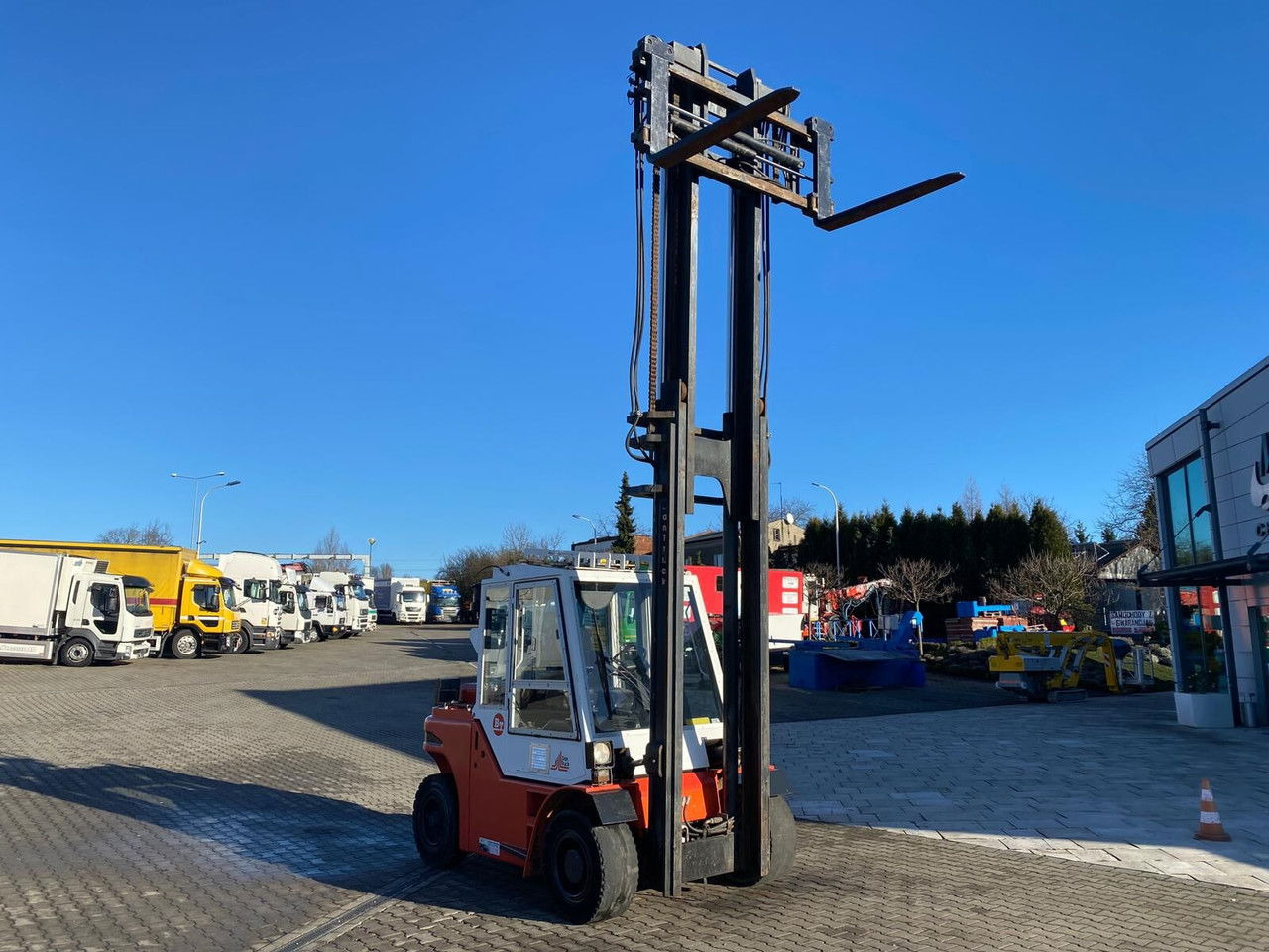 DAN TRUCK 6009 - 6T - 1 Owner - Fresh - Duplex 6009 - 6T - 1 Owner - Fresh - Duplex - Forklift: picture 2 DAN TRUCK 6009 - 6T - 1 Owner - Fresh - Duplex 6009 - 6T - 1 Owner - Fresh - Duplex - Forklift: picture 2