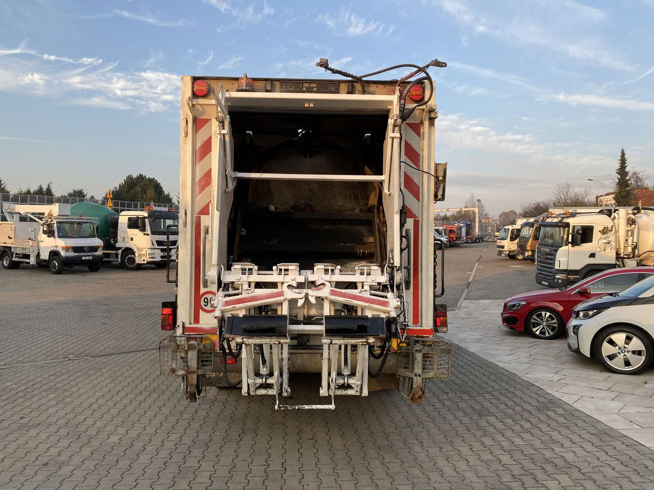 Garbage truck Iveco Stralis 330 EEV / Faun Vario Press 11 27M3 / Service NEW / TOP Iveco Stralis 330 EEV / Faun Vario Press 11 27M3 / Service NEW / TOP: picture 8
