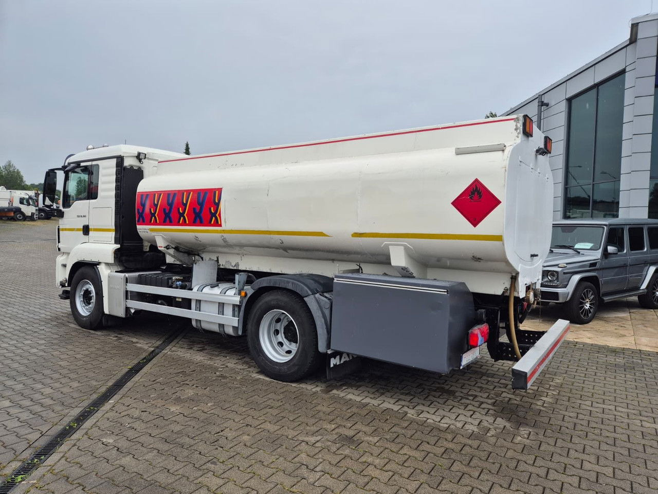 Leasing of MAN TGS 18.360 OIL Transport / Good Condition MAN TGS 18.360 OIL Transport / Good Condition: picture 13