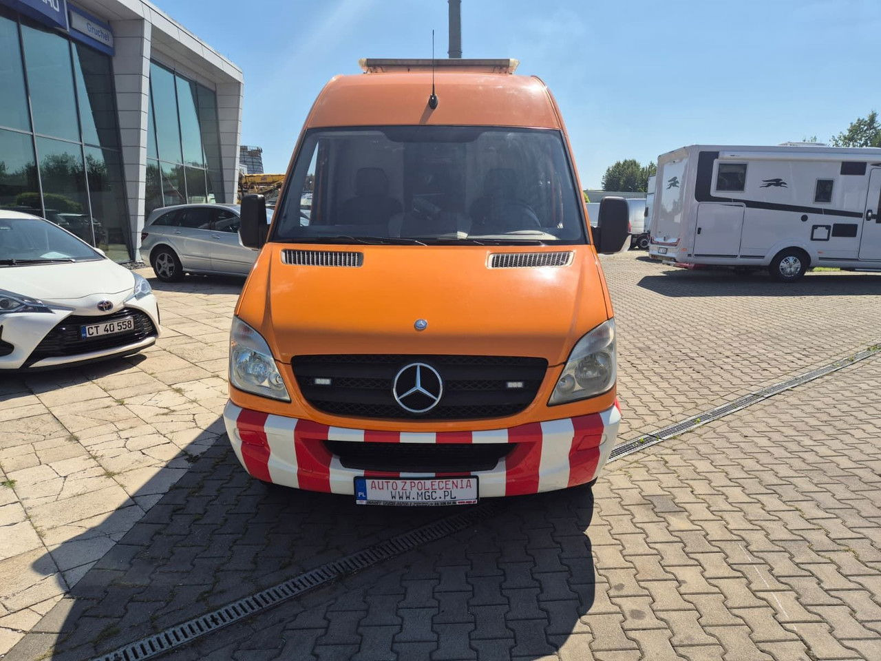 MERCEDES-BENZ 518 CDi / Ipek + Ibak TV-Kanal Inspektion / KANAL TV - Municipal/ Special vehicle: picture 4 MERCEDES-BENZ 518 CDi / Ipek + Ibak TV-Kanal Inspektion / KANAL TV - Municipal/ Special vehicle: picture 4
