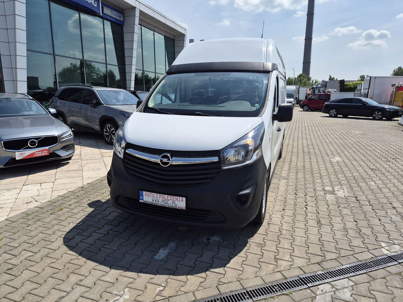 Opel Vivaro 2900 / 125KM / E6 / L2H2 Maxi / Mobile Service / 1 Owner - Small van: picture 4 Opel Vivaro 2900 / 125KM / E6 / L2H2 Maxi / Mobile Service / 1 Owner - Small van: picture 4