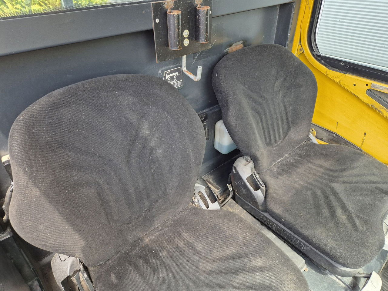 Tow tractor Still R 07-25 , NO Battery , NEW Tires: picture 17 Tow tractor Still R 07-25 , NO Battery , NEW Tires: picture 17