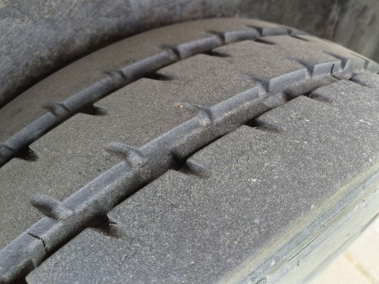 Tow tractor Still R 07-25 , NO Battery , NEW Tires: picture 14 Tow tractor Still R 07-25 , NO Battery , NEW Tires: picture 14