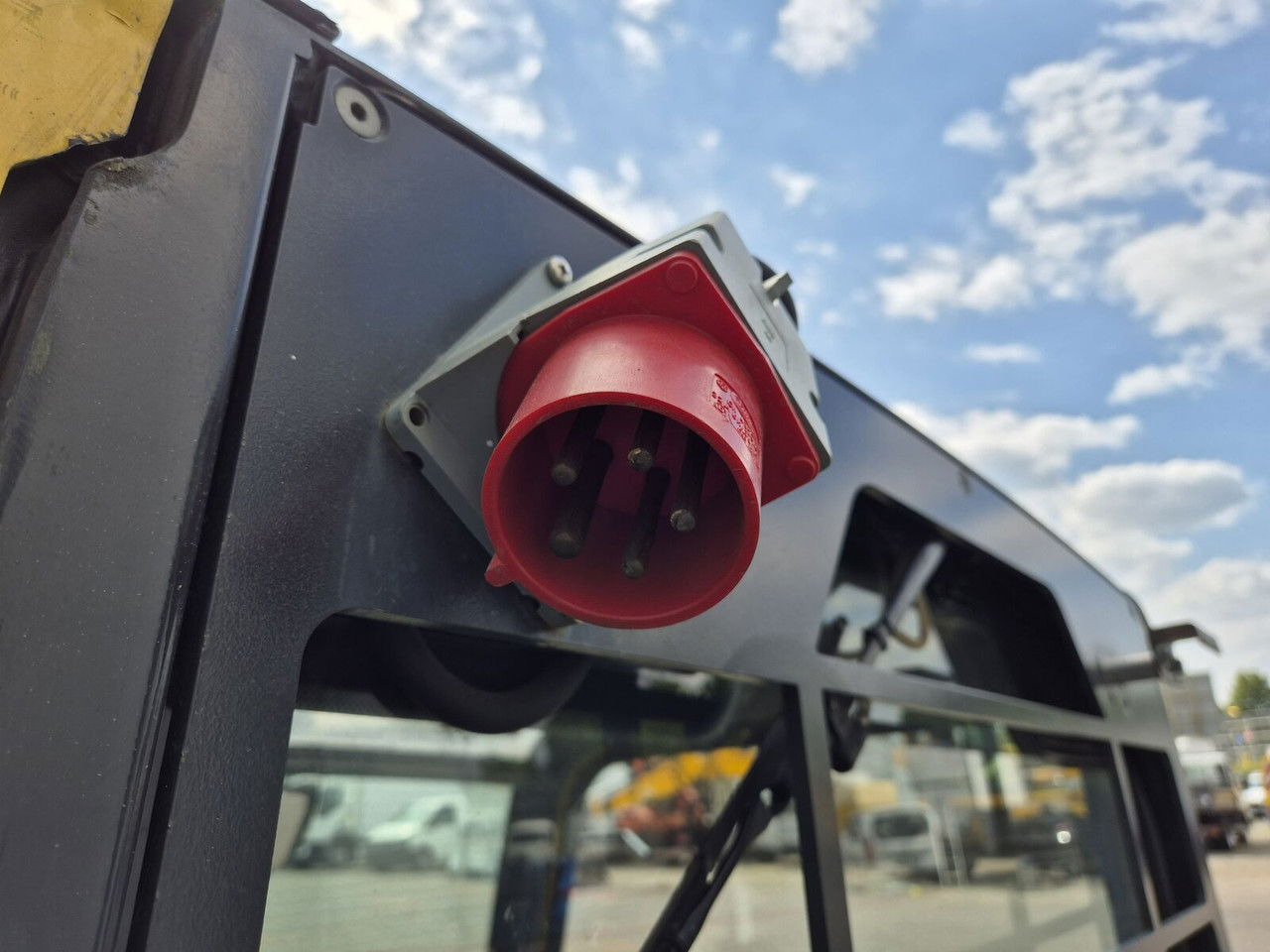 Tow tractor Still R 07-25 , NO Battery , NEW Tires: picture 20 Tow tractor Still R 07-25 , NO Battery , NEW Tires: picture 20