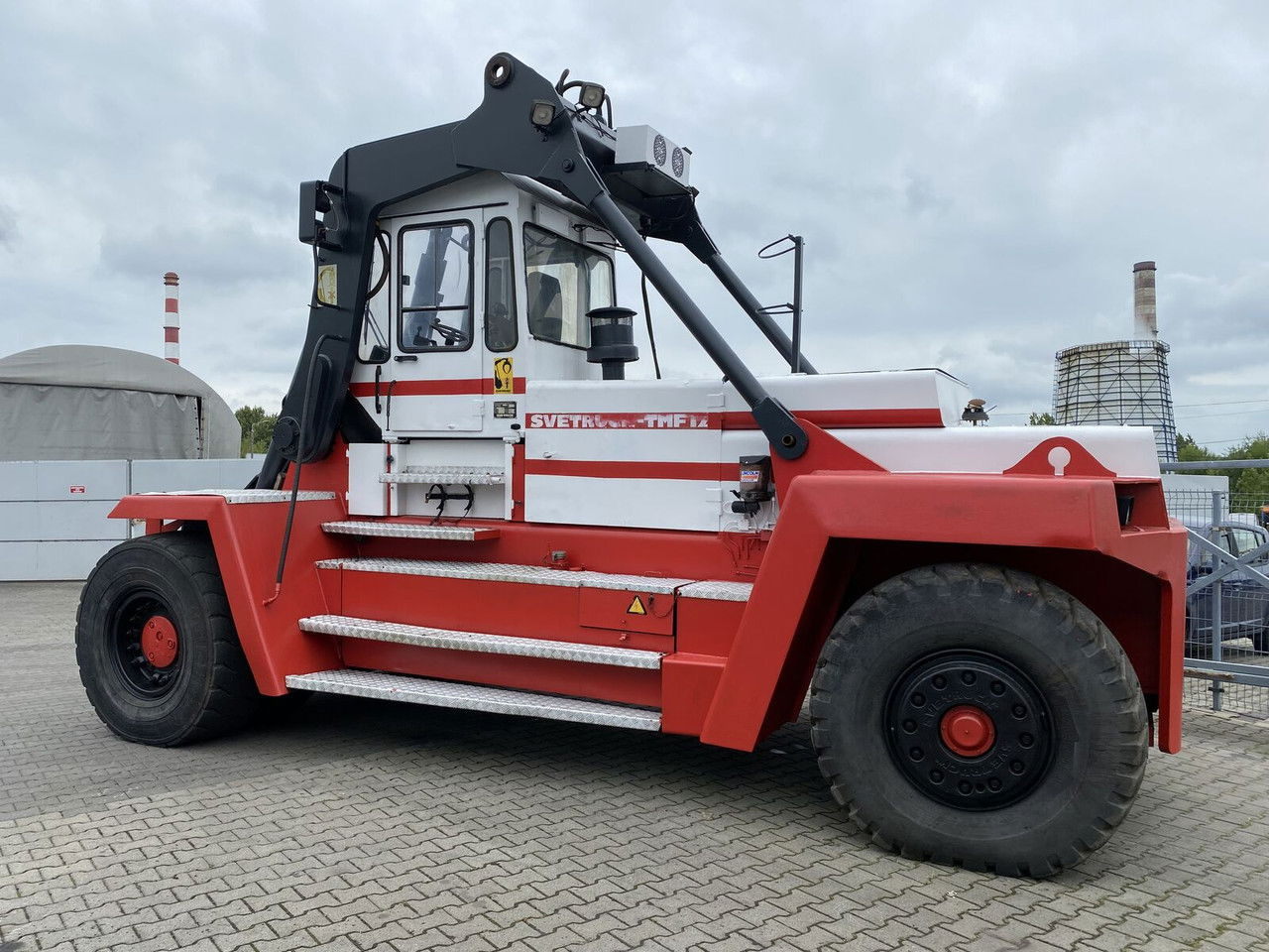 Svetruck TMF 12/9 HB / 1 Owner / Elme Spreader / Wood LOG A RM - Reach stacker: picture 2 Svetruck TMF 12/9 HB / 1 Owner / Elme Spreader / Wood LOG A RM - Reach stacker: picture 2