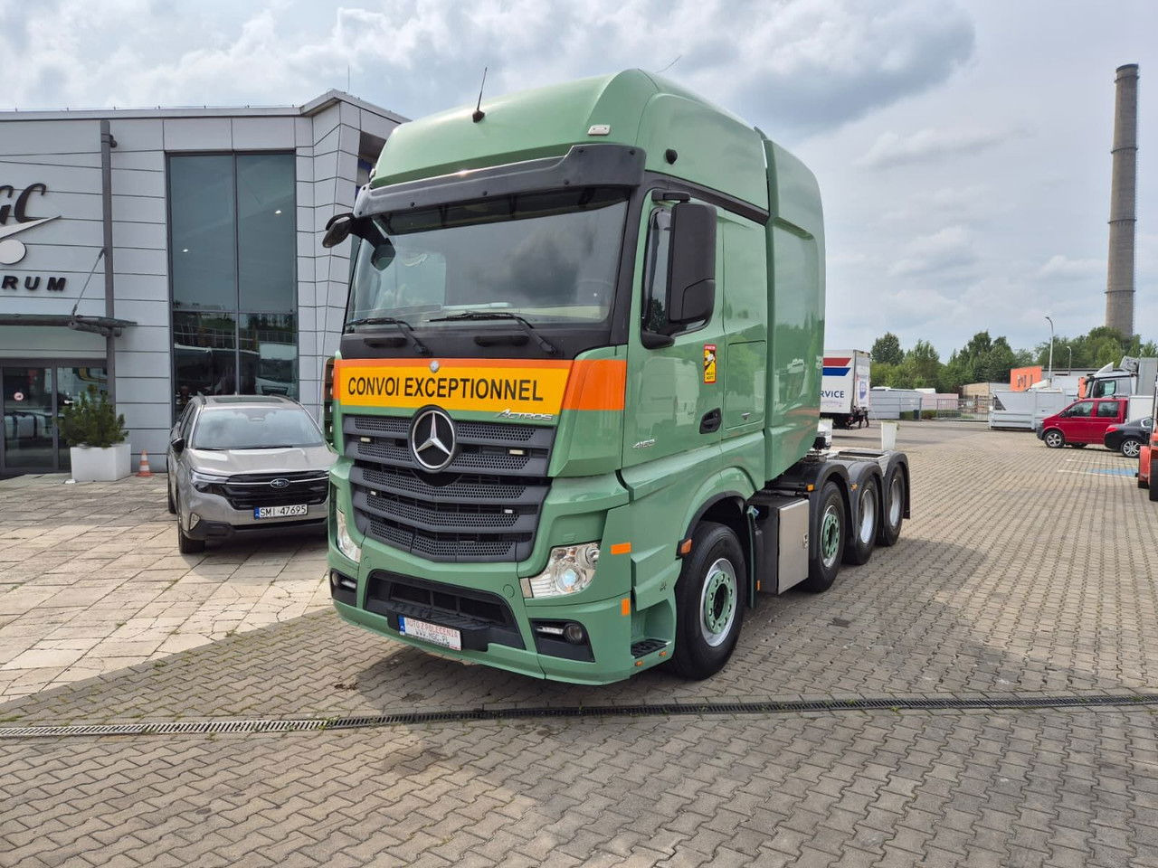 Mercedes-Benz Actros 4163 8X4 / 1 Owner / LOW KM / Super Condition - Tractor unit: picture 2 Mercedes-Benz Actros 4163 8X4 / 1 Owner / LOW KM / Super Condition - Tractor unit: picture 2