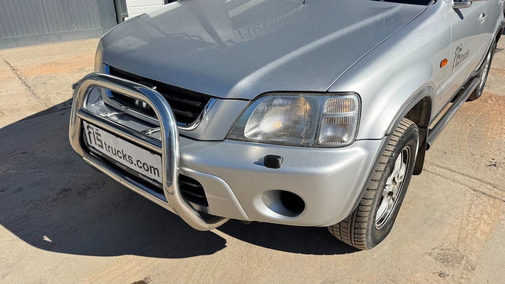 Honda CRV 2.0 - Petrol - AIR Condition - 5 Doors - SUV: picture 2 Honda CRV 2.0 - Petrol - AIR Condition - 5 Doors - SUV: picture 2