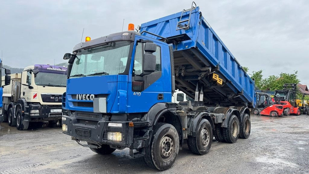 Leasing of Iveco Trakker AD340T41 8x4 tipper - bordmatic  Iveco Trakker AD340T41 8x4 tipper - bordmatic: picture 9